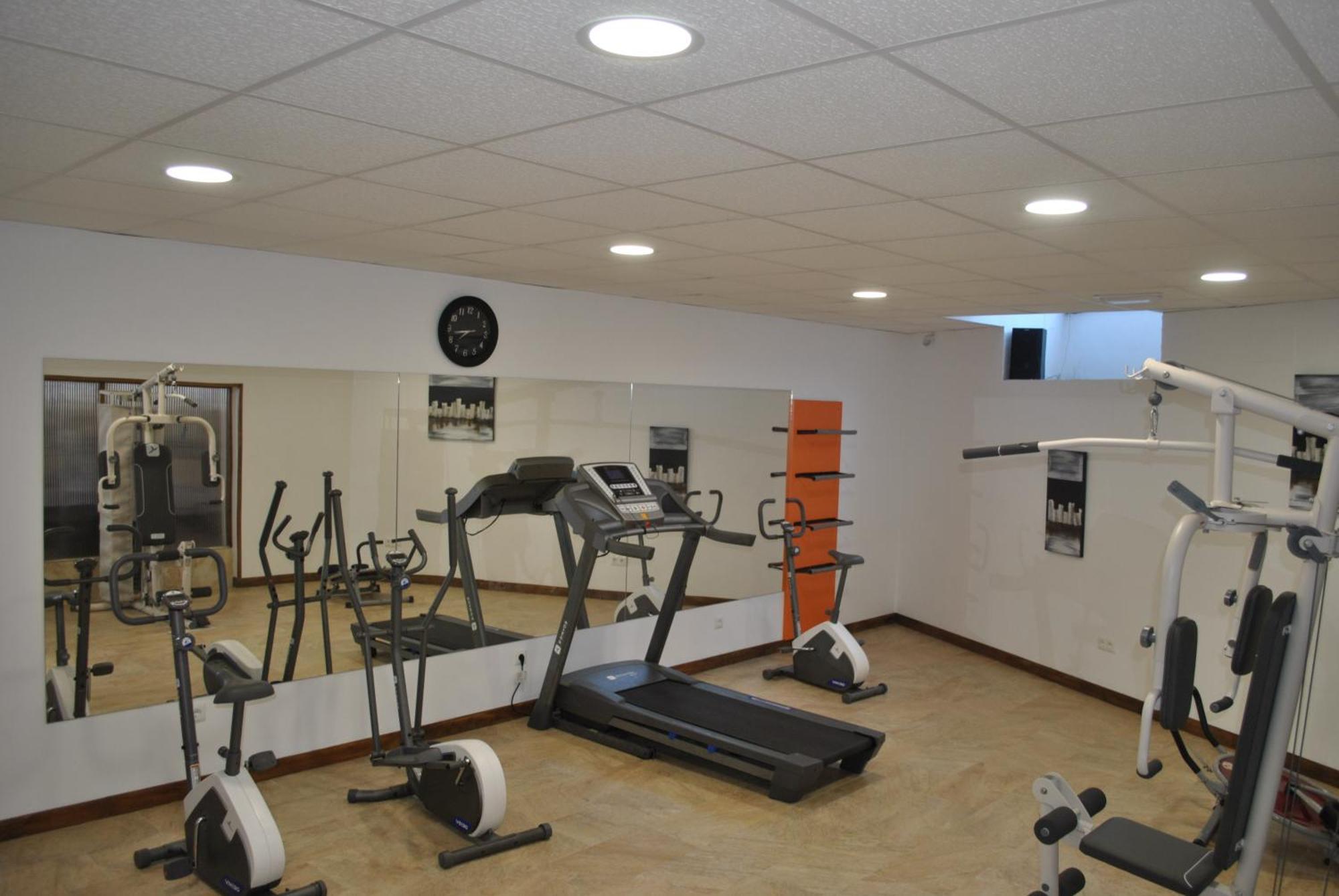 Apartamentos Spa Casco Historico De Isla - Alojateisla Luaran gambar